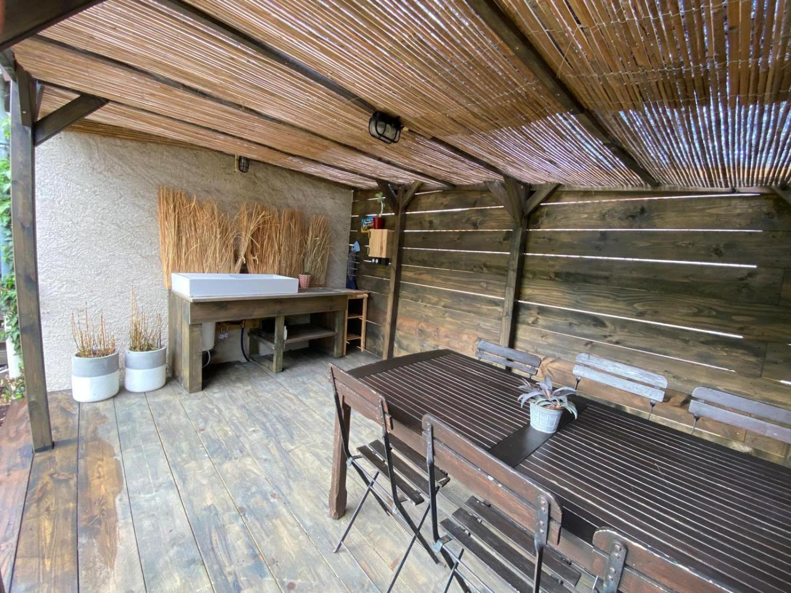 Gite Et Studios Les Barongeres Farges-les-Chalon Екстер'єр фото