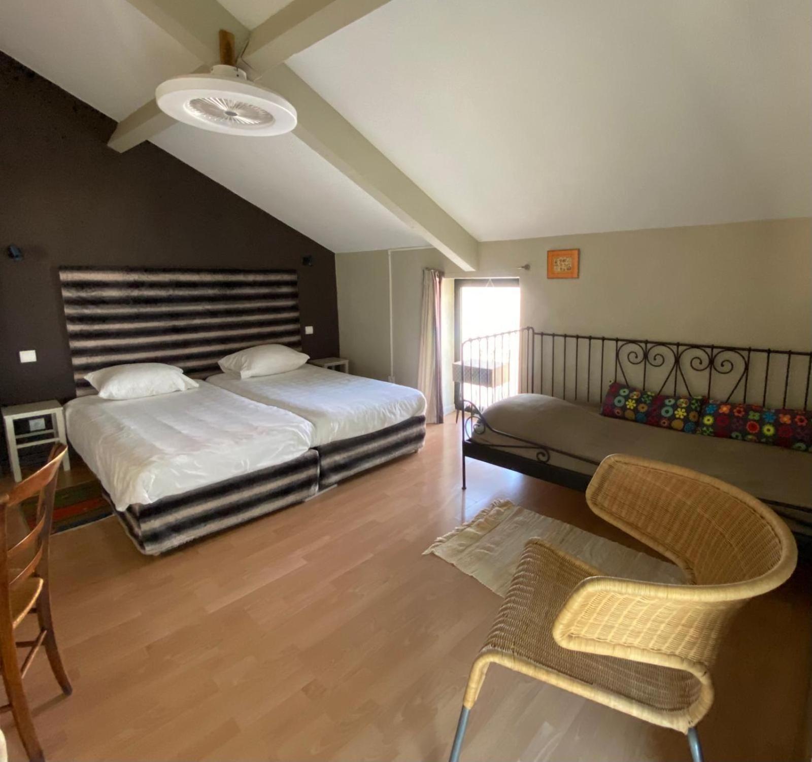 Gite Et Studios Les Barongeres Farges-les-Chalon Екстер'єр фото